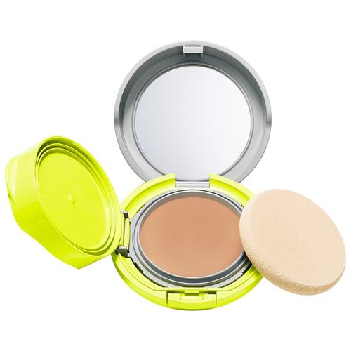 Shiseido Sports BB Compact WetForce Powder SPF 50+ - Toniseeriv kompaktpuuder 12 g (Väga tume) Naistele