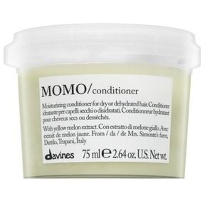 „Davines Essential Haircare Momo“ kondicionierius – maitinamasis kondicionierius sausiems ir pažeistiems plaukams.