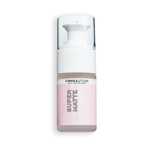 „Makeup Revolution Super Matte Primer“ – matinį atspalvį suteikiantis makiažo pagrindas.