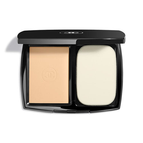 Chanel „Ultrawear All Day Comfort Flatless Finish“ kompaktiškas makiažo pagrindas 13 g