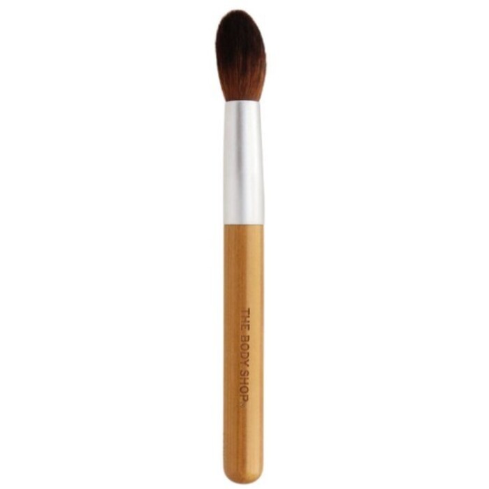 The Body Shop Pointed Highlighter Brush – kosmetinis šepetėlis highlighteriui